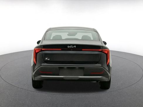 Used 2025 Kia K4 FWD image 8