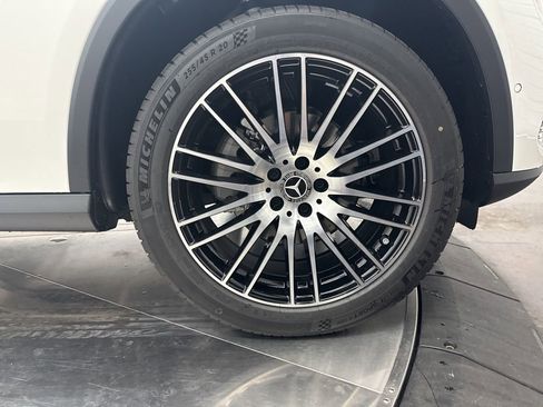 Used 2026 Mercedes-Benz GLC 300 GLC 300 image 9