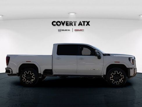 Used 2024 GMC Sierra 2500 AT4 w/ AT4 Premium Plus Package AWD/4WD image 8