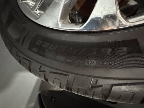 Used 2013 Cadillac Escalade EXT Premium image 21