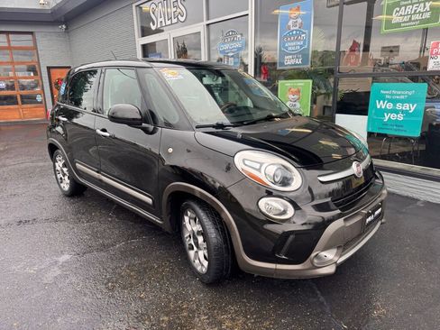 Used 2014 FIAT 500L Trekking image 3