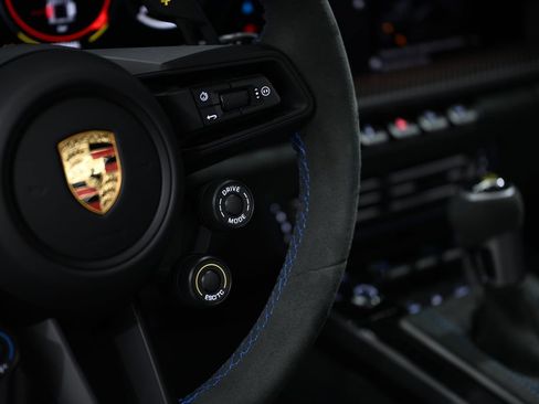 Used 2025 Porsche 911 GT3 RS RWD image 43