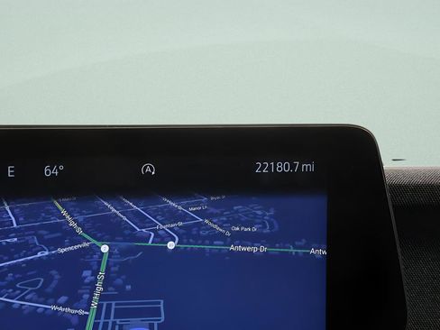 Used 2025 Ford Expedition Active image 16