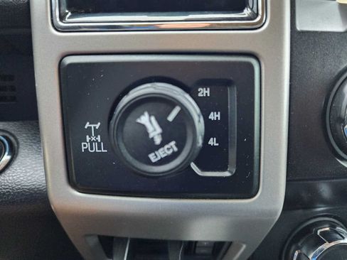 Used 2020 Ford F350 Lariat w/ Lariat Ultimate Package AWD/4WD image 35