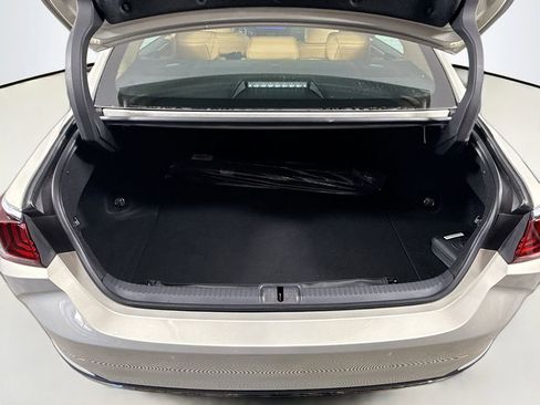 Certified 2025 Lexus ES 300h w/ Premium Package image 27