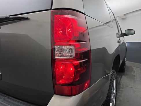 Used 2012 Chevrolet Tahoe LT image 19