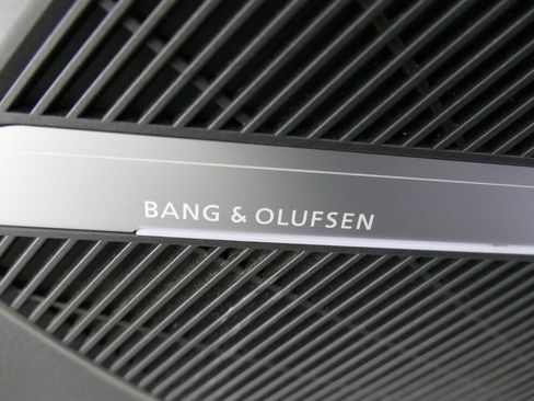 Certified 2024 Audi Q5 e Premium Plus w/ Premium Plus Package image 12