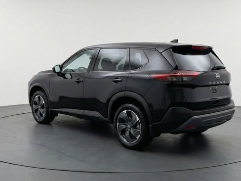 Used 2025 Nissan Rogue SV AWD/4WD image 6