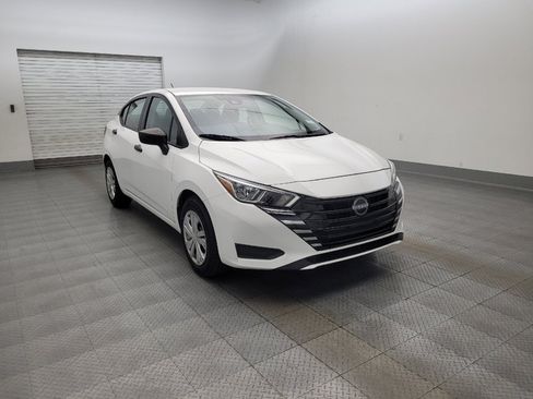 Used 2024 Nissan Versa S FWD image 13