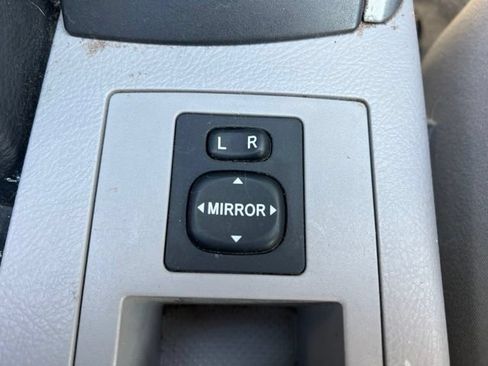 Used 2008 Toyota RAV4 Limited w/ Tow Prep Pkg AWD/4WD image 22