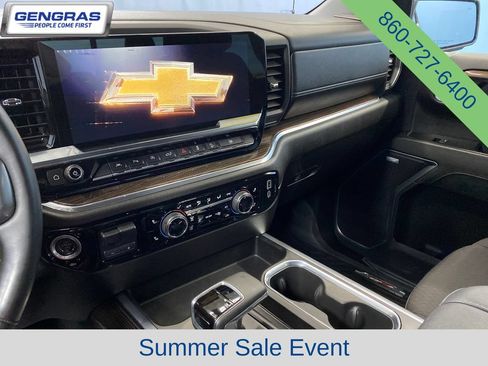 Used 2024 GMC Sierra 1500 Elevation AWD/4WD image 17