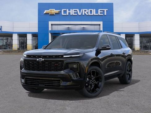 New 2026 Chevrolet Traverse RS w/ LPO, Floor Liner Package AWD/4WD image 6