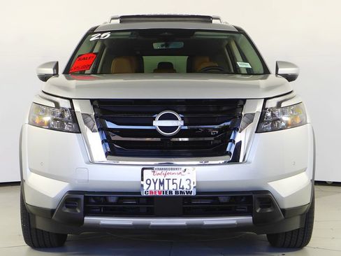 Used 2025 Nissan Pathfinder Platinum w/ Cargo Package FWD image 3
