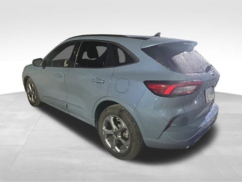 Used 2023 Ford Escape ST-Line w/ Tech Pack #1 image 4