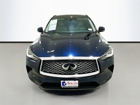 Used 2022 INFINITI QX50 Luxe image 2