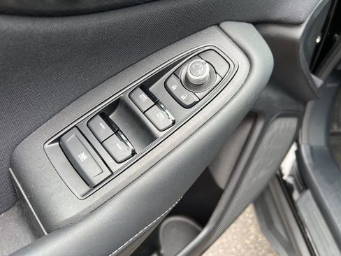 Used 2025 Subaru Outback Premium image 19