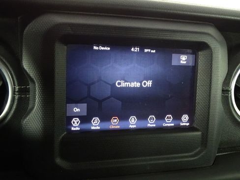 Used 2018 Jeep Wrangler Unlimited Sahara w/ Safety Group image 32