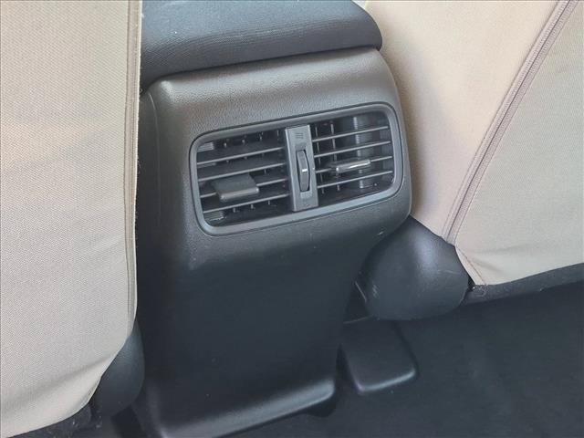 Used 2015 Honda CR-V LX image 16