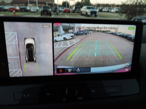 Used 2025 Nissan Rogue SL image 31