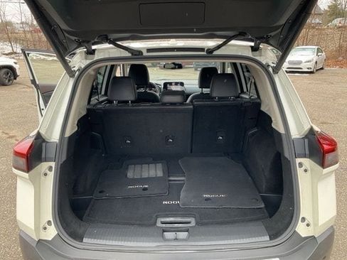 Used 2021 Nissan Rogue SL w/ Premium Package AWD/4WD image 60