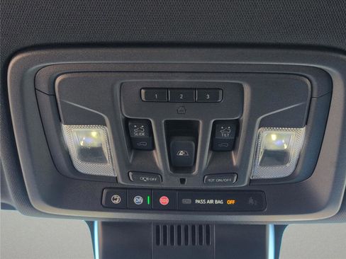 Used 2024 Chevrolet Silverado 2500 High Country w/ High Country Premium Package image 13