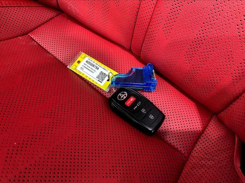 Used 2025 Toyota Camry XSE w/ Premium Package image 31