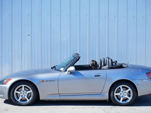 Used 2000 Honda S2000 image 30