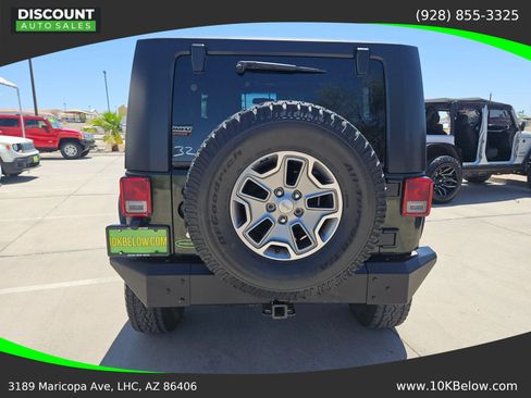 Used 2010 Jeep Wrangler Rubicon w/ PWR Convenience Group AWD/4WD image 6