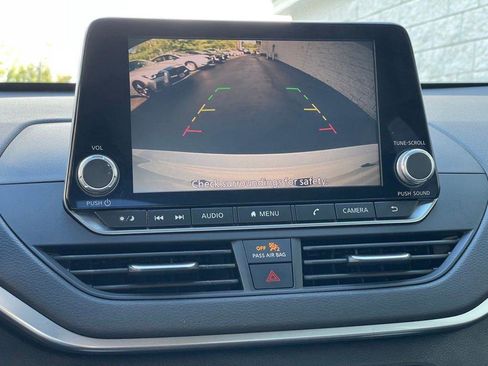 Used 2020 Nissan Altima 2.5 S FWD image 19