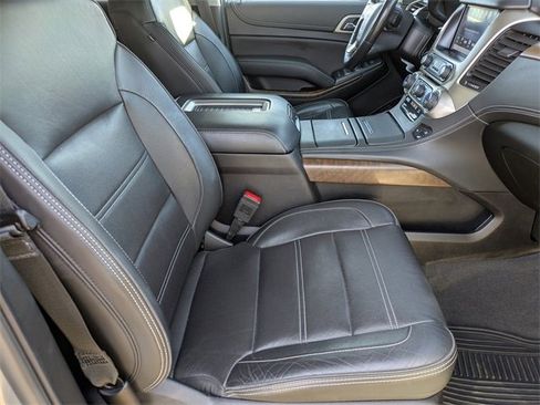 Used 2019 GMC Yukon Denali w/ Denali Ultimate Package image 12