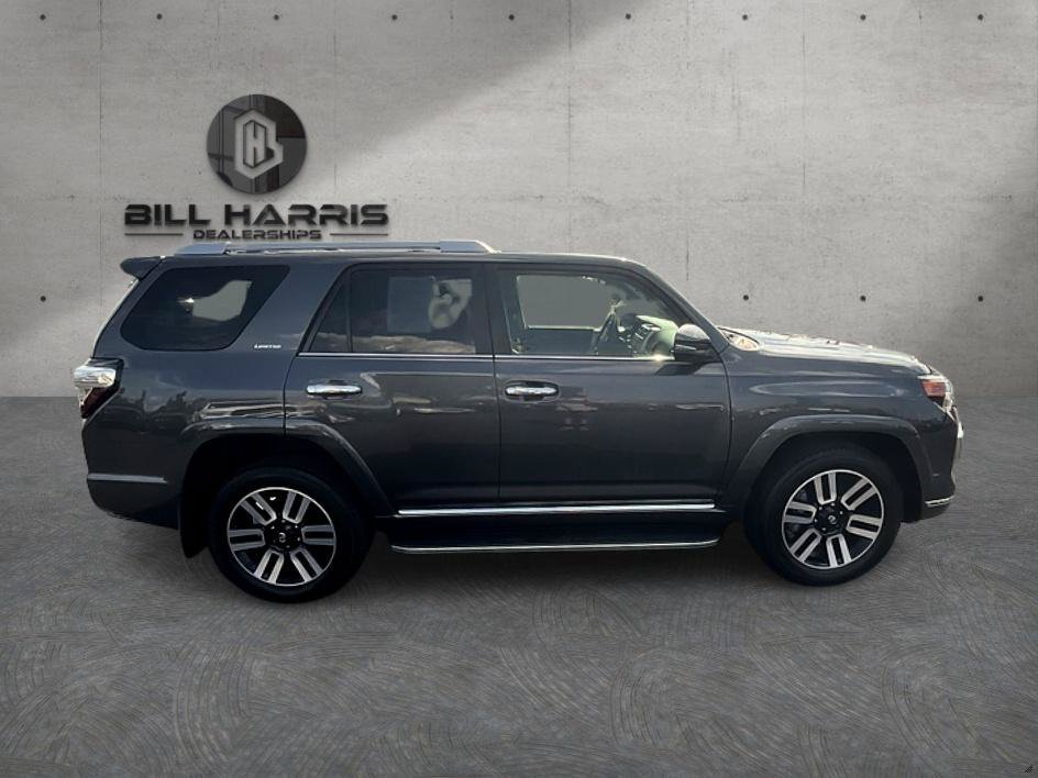 Used 2022 Toyota 4Runner Limited AWD/4WD image 5