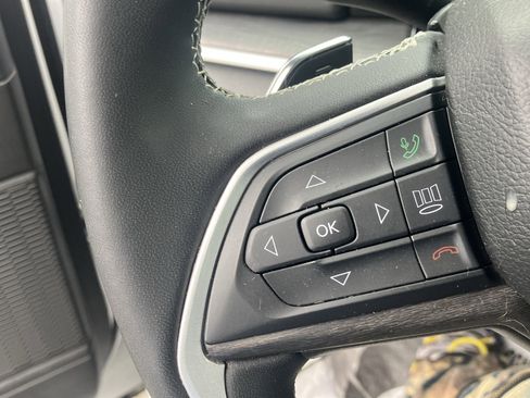 Used 2023 Jeep Grand Cherokee L Limited w/ Black Appearance Package image 25