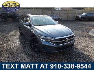 Used 2023 Volkswagen Jetta SE video 1