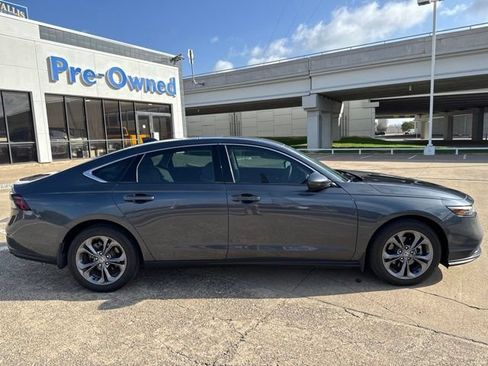 Used 2024 Honda Accord EX image 2