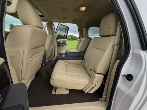Used 2015 Lincoln Navigator L 4WD w/ Equipment Group 101A Reserve image 74