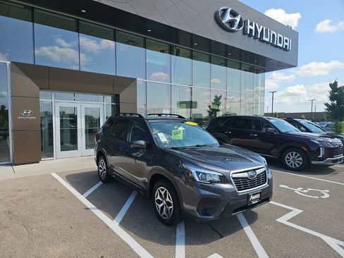 Used 2020 Subaru Forester Premium w/ Popular Package #1 AWD/4WD image 7