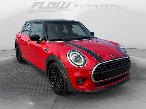 Used 2021 MINI Cooper 4-Door Hardtop w/ Storage Package image 1