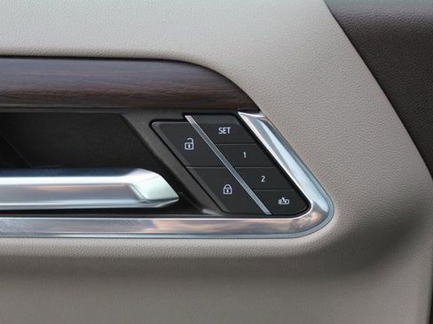 Used 2023 GMC Sierra 1500 SLT image 35