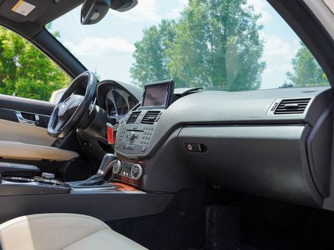 Used 2010 Mercedes-Benz C 63 AMG Sedan image 37