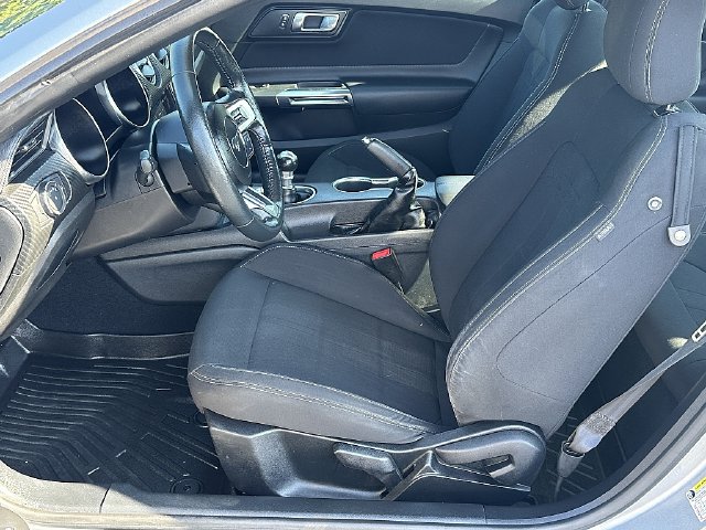 Used 2020 Ford Mustang Coupe w/ Black Accent Package RWD image 15