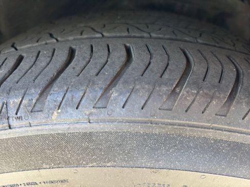 Used 2024 Ford Mustang Coupe image 27