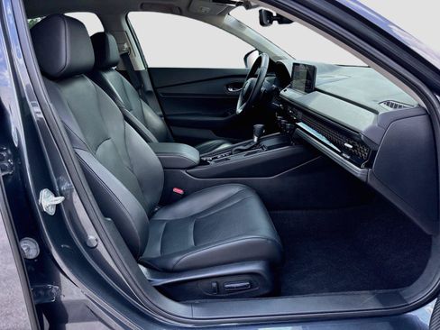 Certified 2023 Honda Accord Touring image 34