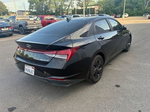 Used 2023 Hyundai Elantra Blue FWD image 7
