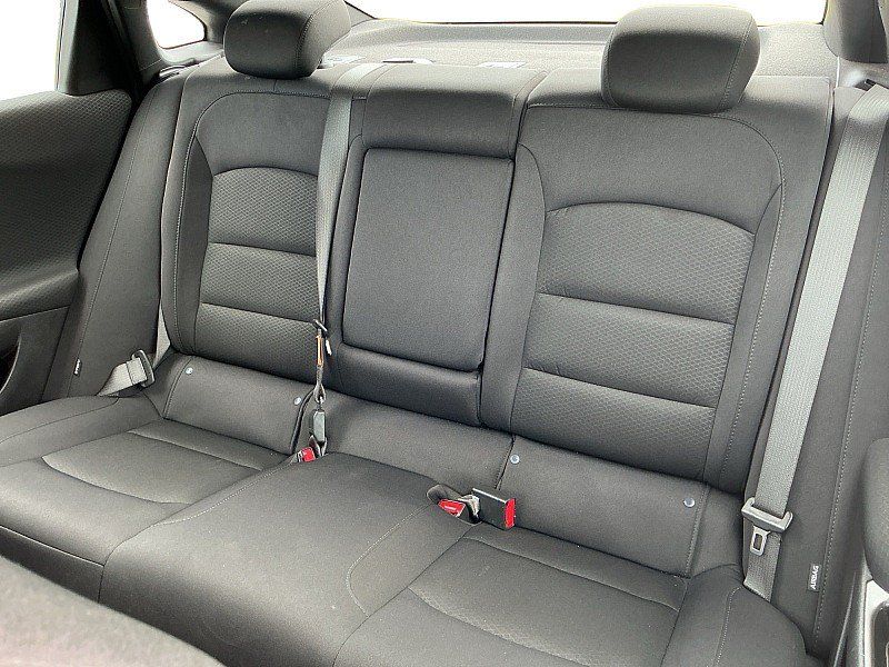 Used 2025 Chevrolet Malibu LT FWD image 12