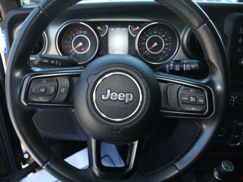 Used 2019 Jeep Wrangler Unlimited Sport S AWD/4WD image 11