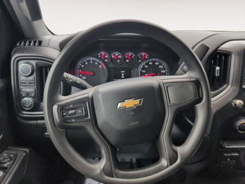 Used 2021 Chevrolet Silverado 2500 Custom w/ Custom Value Package AWD/4WD image 12