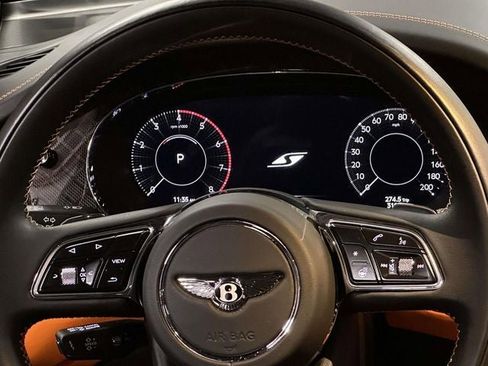 Used 2025 Bentley Bentayga S Black Edition image 23