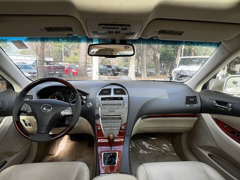 Used 2012 Lexus ES 350 image 32