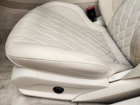 Used 2024 Mercedes-Benz AMG GT 43 image 23