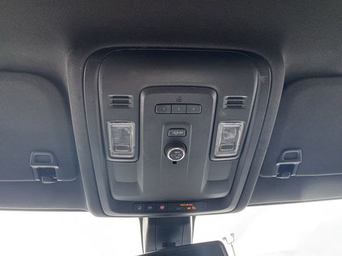 Used 2021 GMC Yukon SLT image 20